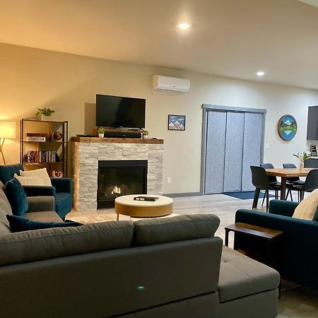 New Modern Cabin! 5Mi To Mt Rainier National Park! Hot Tub & Wifi Ashford Exteriör bild