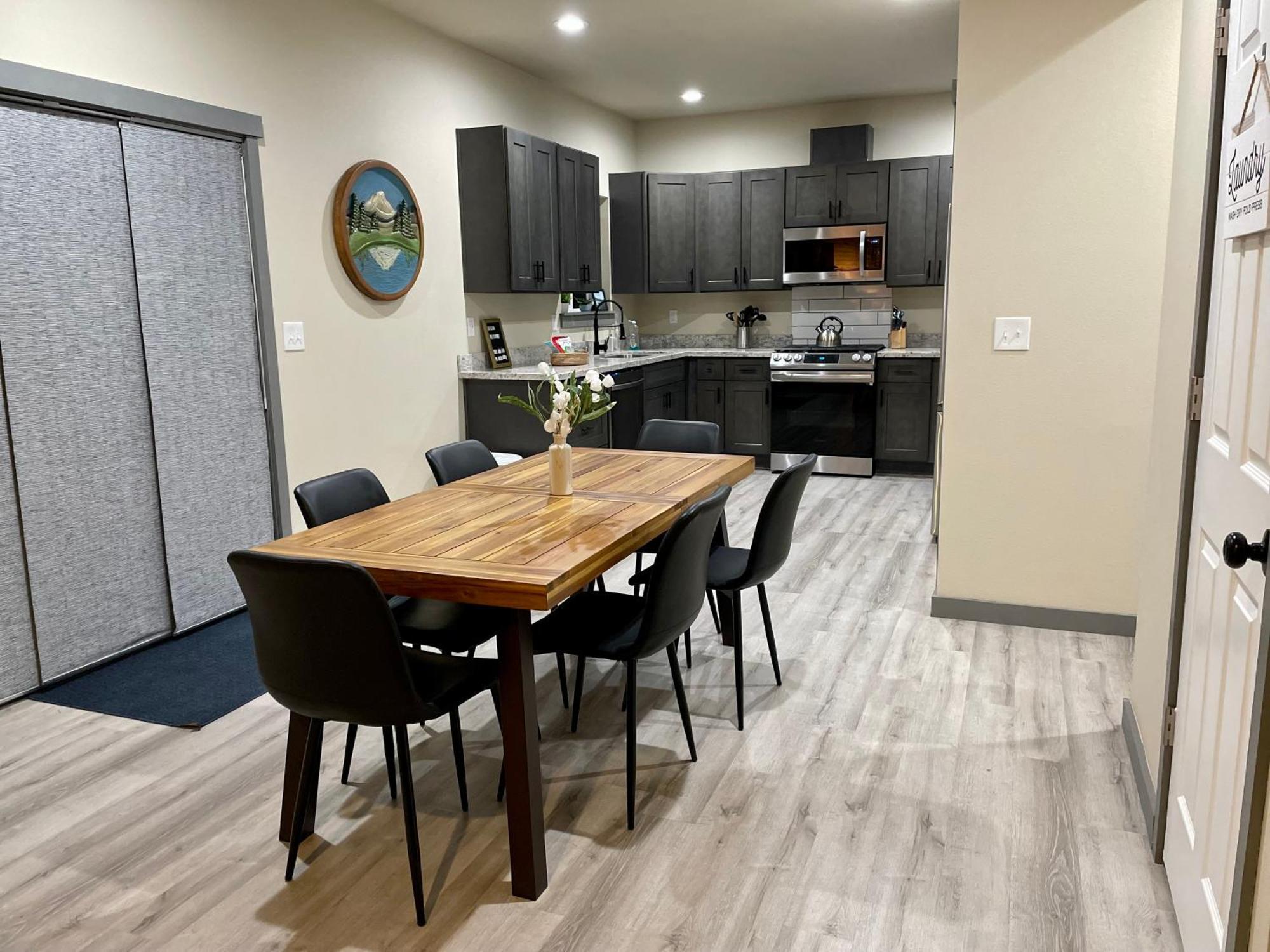 New Modern Cabin! 5Mi To Mt Rainier National Park! Hot Tub & Wifi Ashford Exteriör bild
